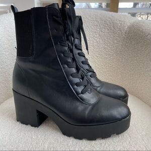 Rouge Helium Black Platform Boots 10 40